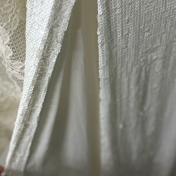 Dress the Population - Picture 15 of 15